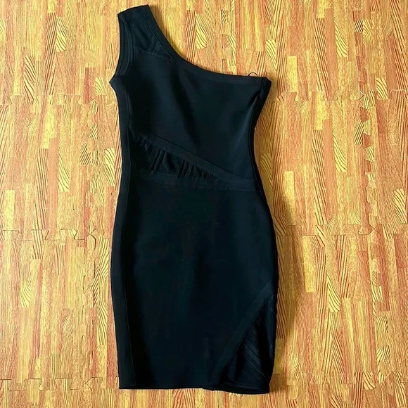 Marciano | Dresses | Marciano Black Dress Cocktail Single Shoulder Size Xs  Worn On Lifetime Once | Poshmark
